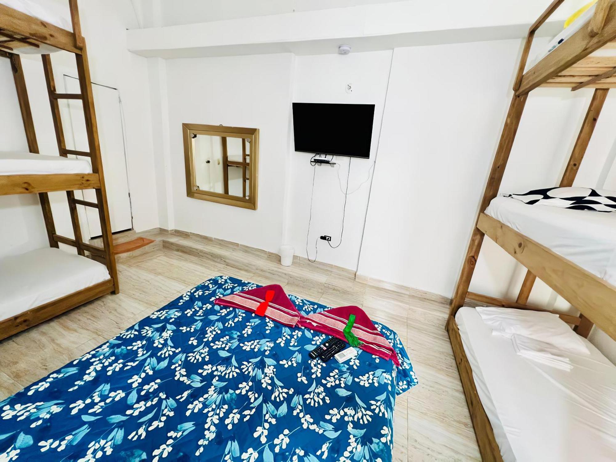 Hostal Badillo Sv Cartagena Ngoại thất bức ảnh